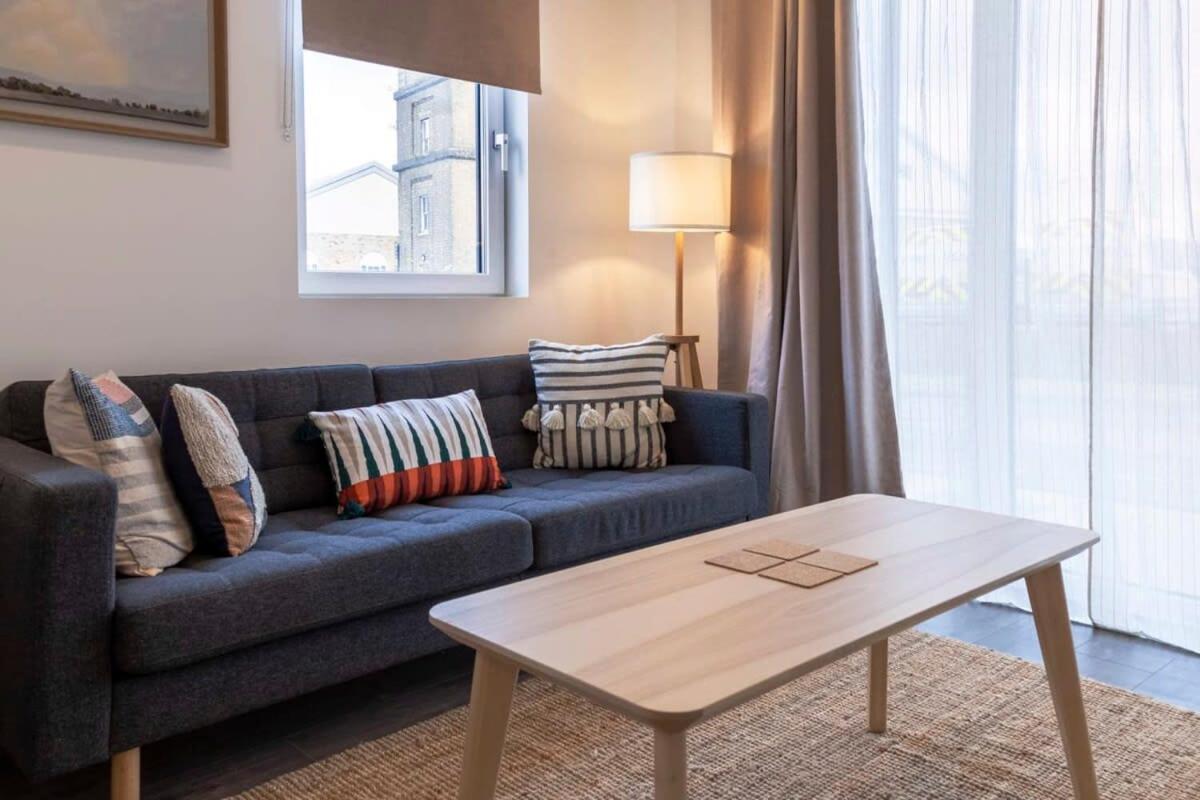 Contemporary 1 Bedroom Apartment In Ashford Ашфорд Екстер'єр фото